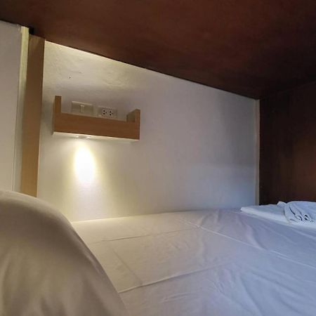 Terminal58Hostel@Town Ban Lo Long 외부 사진