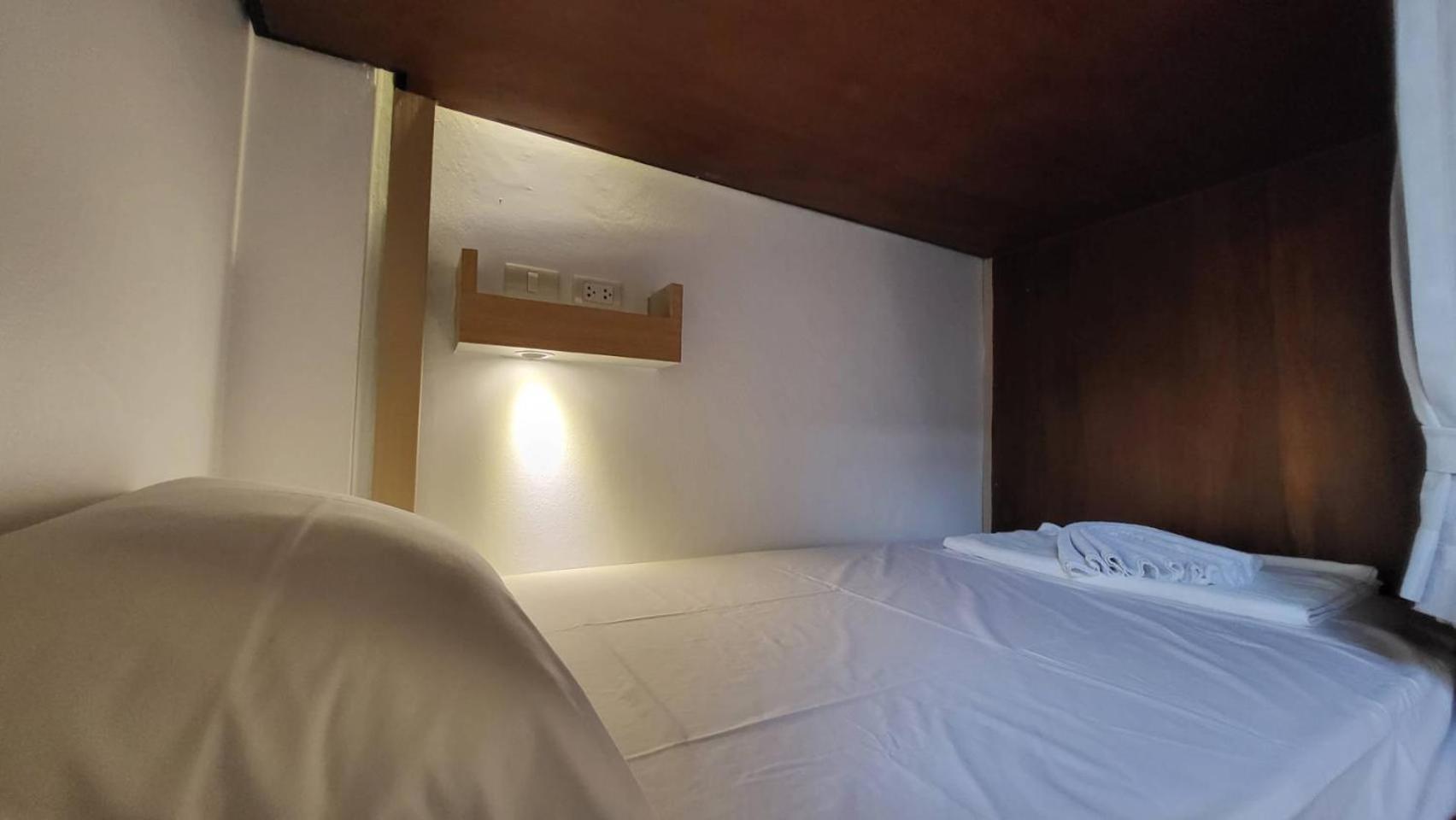 Terminal58Hostel@Town Ban Lo Long 외부 사진